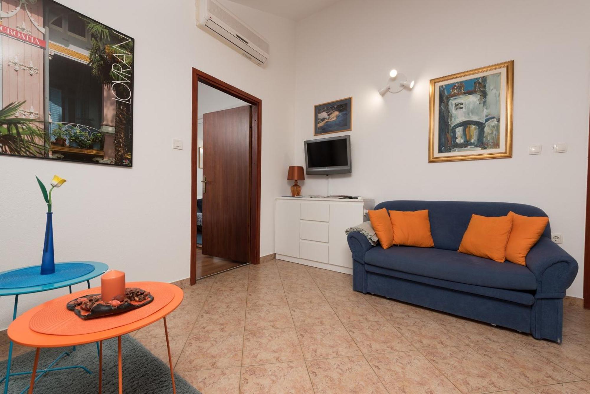 Apartments Villa Zara Lovran Exterior photo