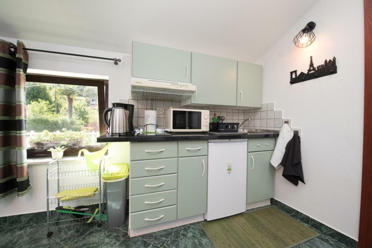 Apartments Villa Zara Lovran Exterior photo